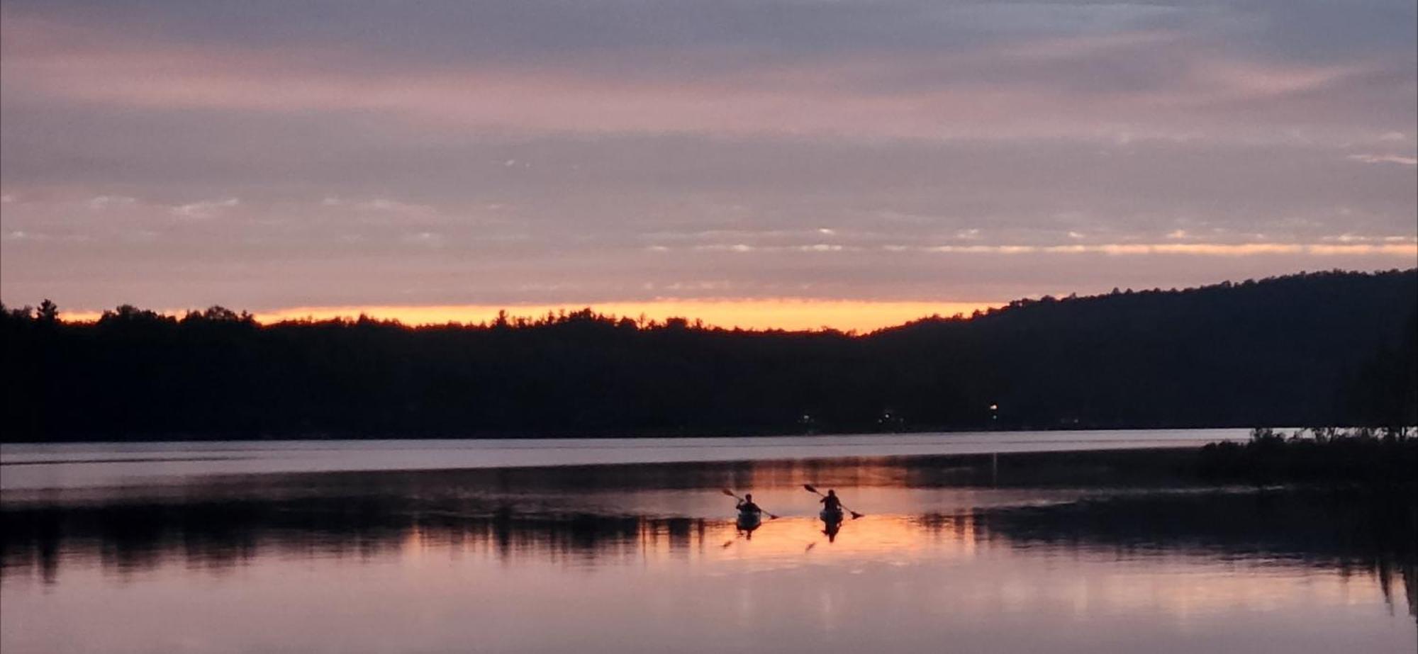 Paddler'S Rest Lakeside Cabins And Motel Long Lake Exterior foto
